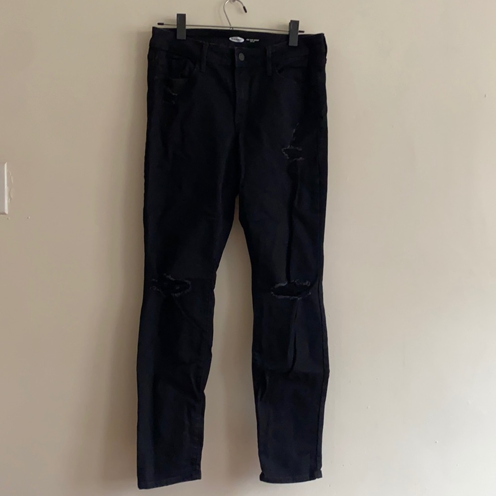 Old Navy Mid-Rise Black Distressed Jeans